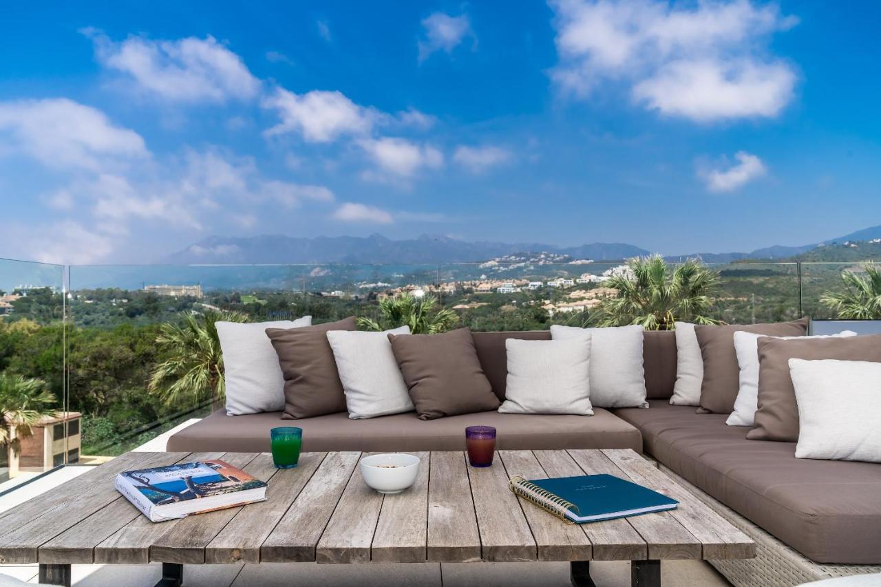 All About Villa Gladiolo Marbella Exterior photo