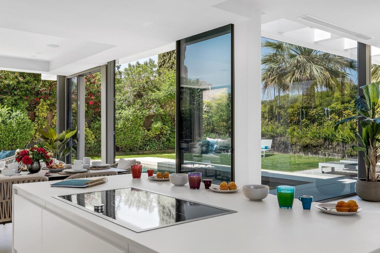 All About Villa Gladiolo Marbella Exterior photo